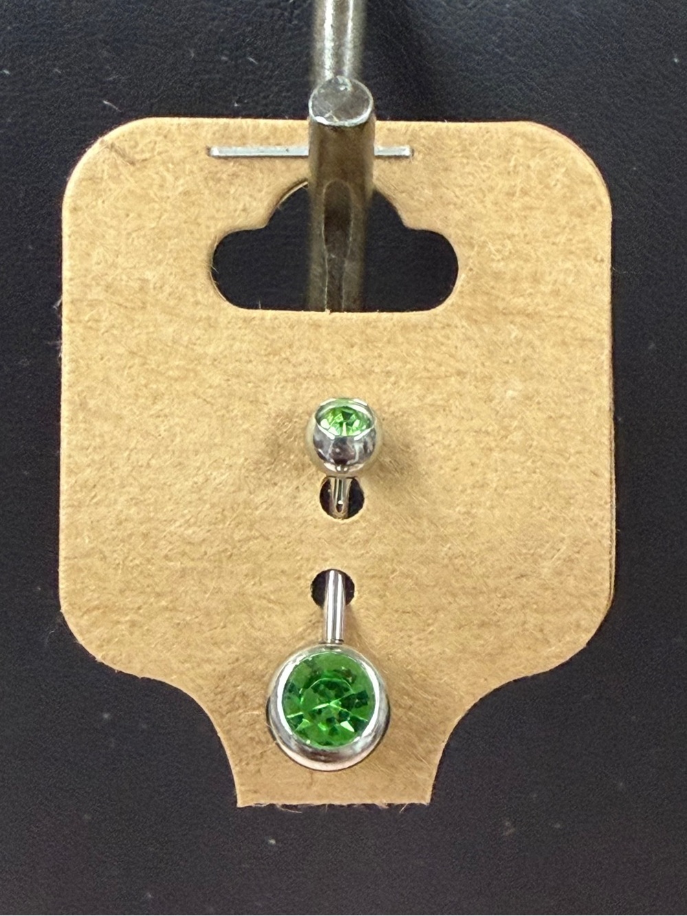 🍀3/$30 Green Crystal Belly Button Ring - Silver Tone